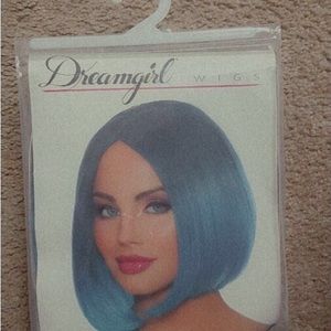 Dreamgirl Teal bob wig